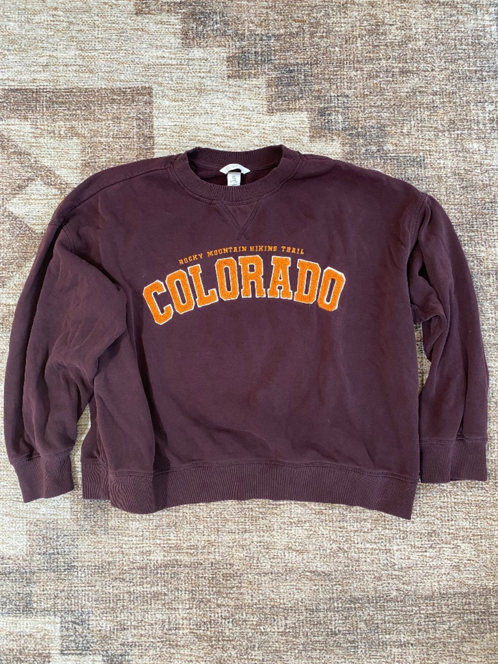 H&M Colorado Crew Sweatshirt